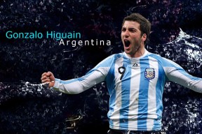fifa-莱万多夫斯基新星赛惊艳全场，DWG未来可期！